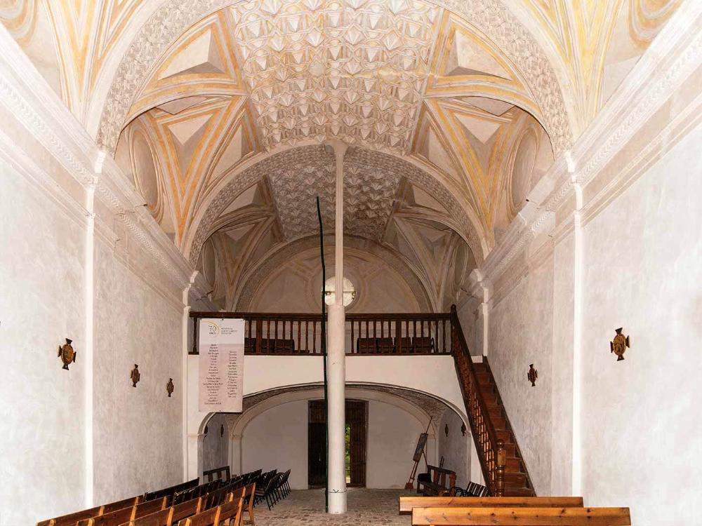 Imagen: Ermita Santa María de Dulcis.
